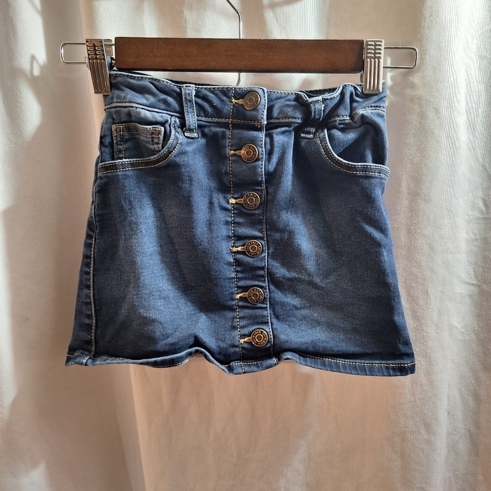 Cat &jack blue jean button down skirt size 6/6X